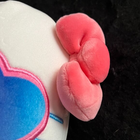 ‘Hello Kitty’ Beachy Squishmallow 8” - Picture 4 of 8